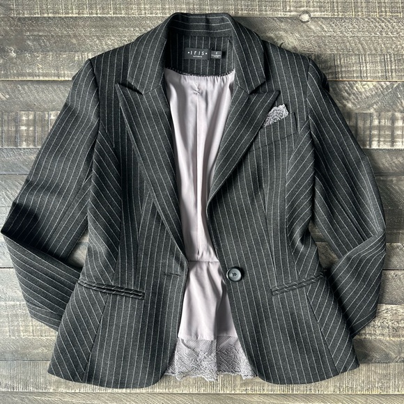 Iris Setlawke Pinstripe Blazer - Picture 8 of 11